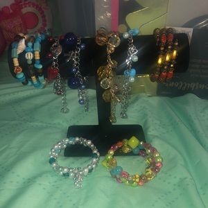 Bracelet lot
